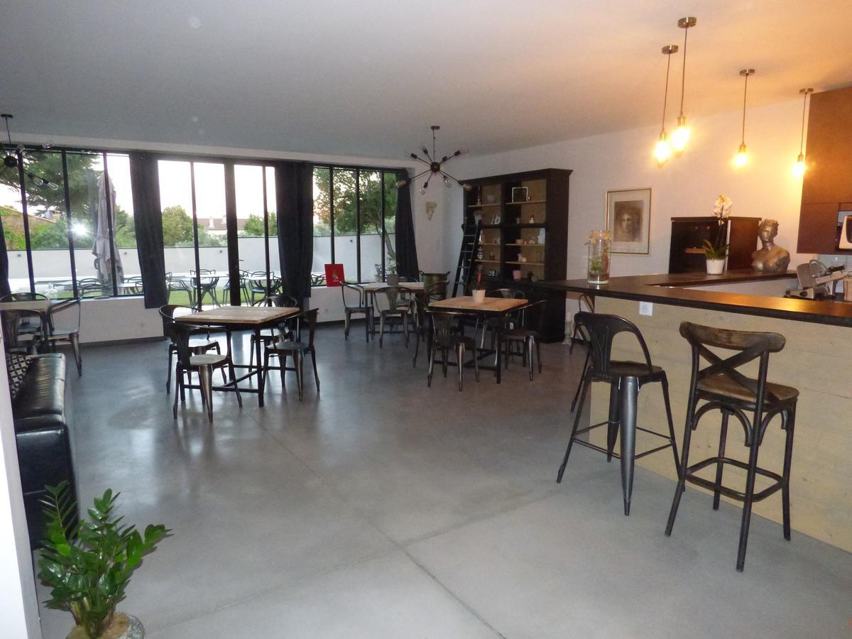 D'or Les Anges Les Angles (Gard)